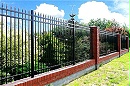 张家口护栏制作中什么是锌钢铁艺护栏天意伟业